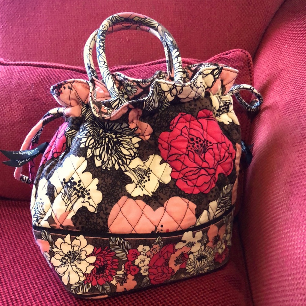 Vera Bradley medium draw string tote